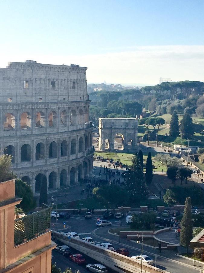 Superattico Sul Colosseo Rom Exterior foto